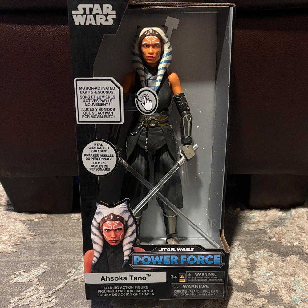 Star Wars Power Force Ahsoka Tano Motion/Lights/Sound Action Figure